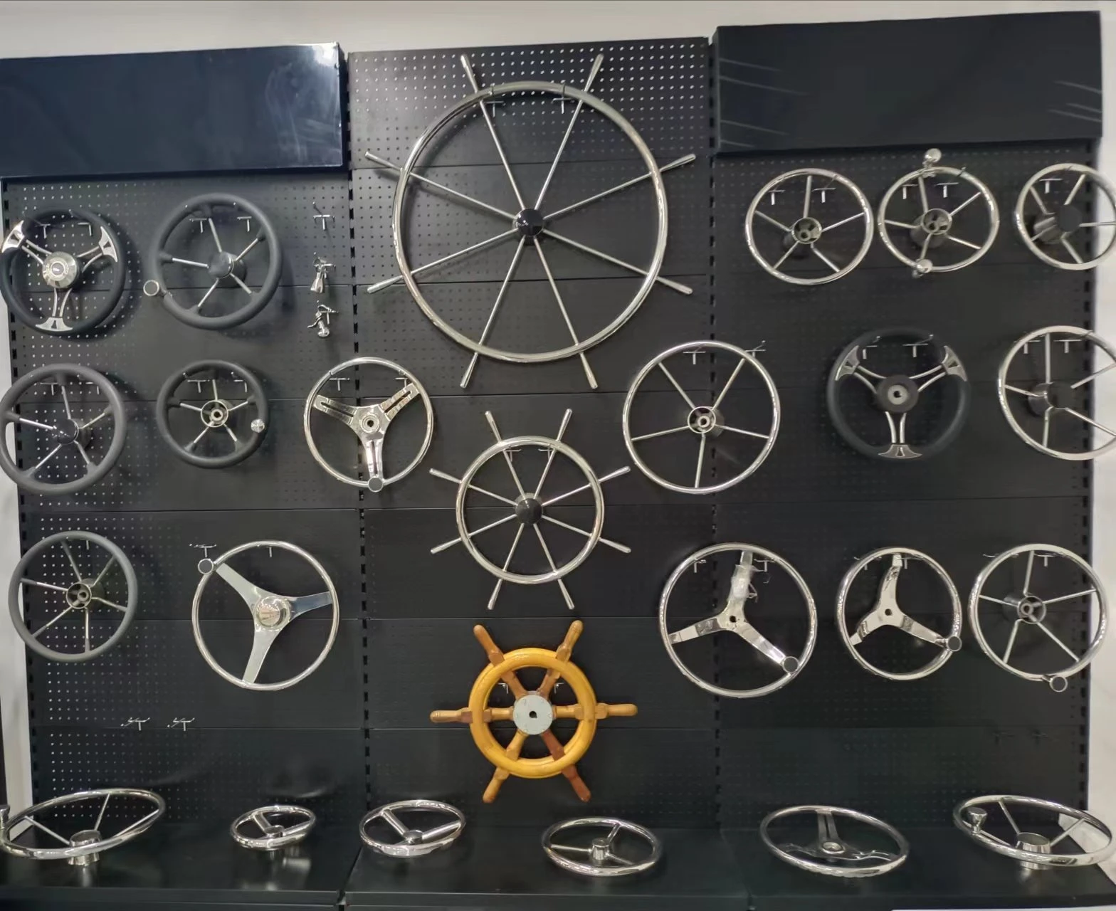 showroom steering wheel
